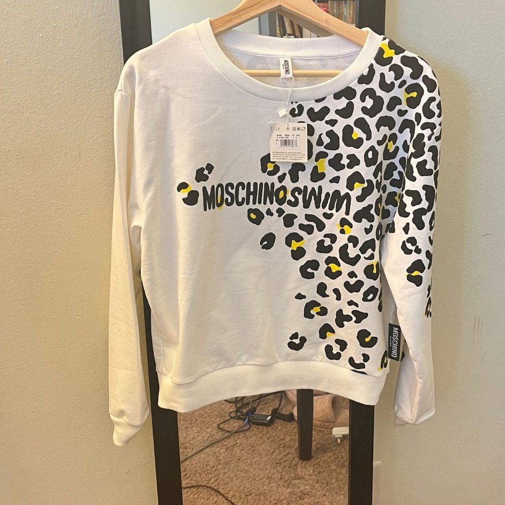 love moschino sweatshirt